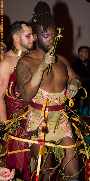 METAMORPHOSIS performer @missterriboxx